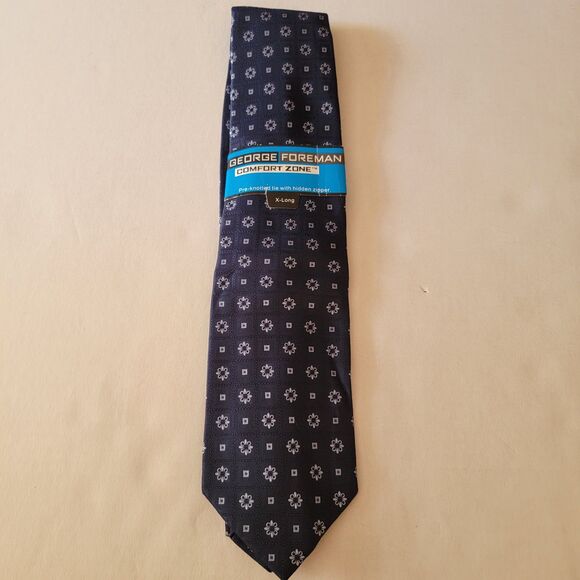George Foreman X-Long Tie Navy w/ Squares & Flowers - 100% Silk NWT - Picture 2 of 5